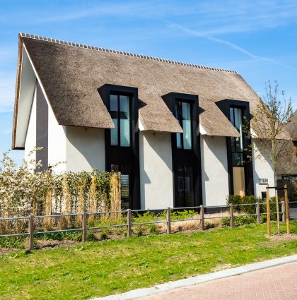 Vrijstaande woning te Rhenoy